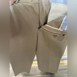 KirkLand Signature Khaki Pants 38/30